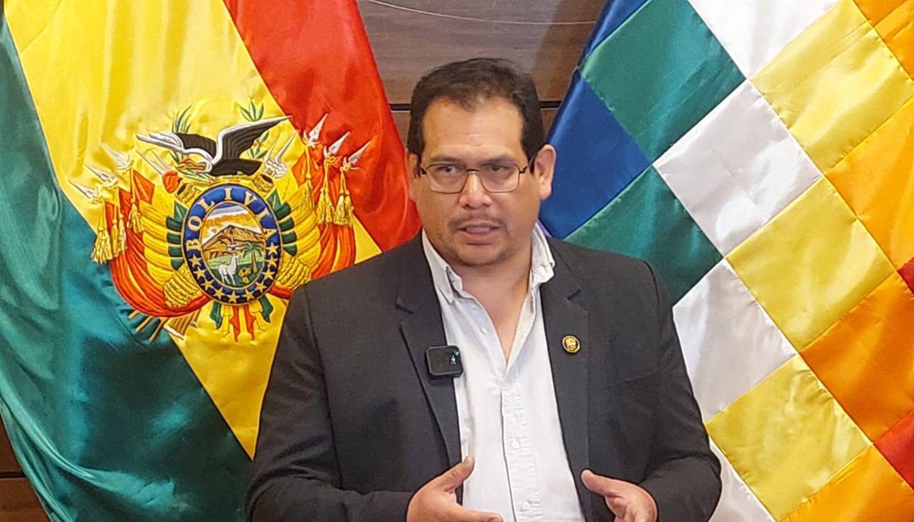 Diputados sesionan este jueves para tratar el informe sobre la “gasolina basura” y un crédito