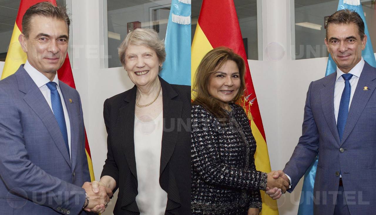 Inversión y crecimiento: Paz se reúne con representantes del Foro Económico Mundial y la Fundación de Liderazgo Global