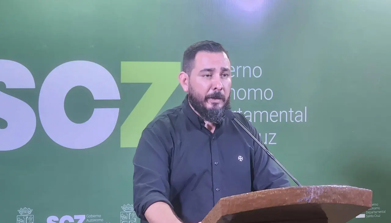 Gobernación cruceña recibe fondos del Ministerio de Economía y garantiza el pago al sector salud