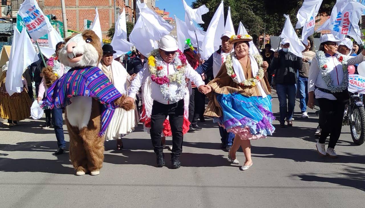 Candidatos de Libre inician la campaña electoral en la ciudad de El Alto