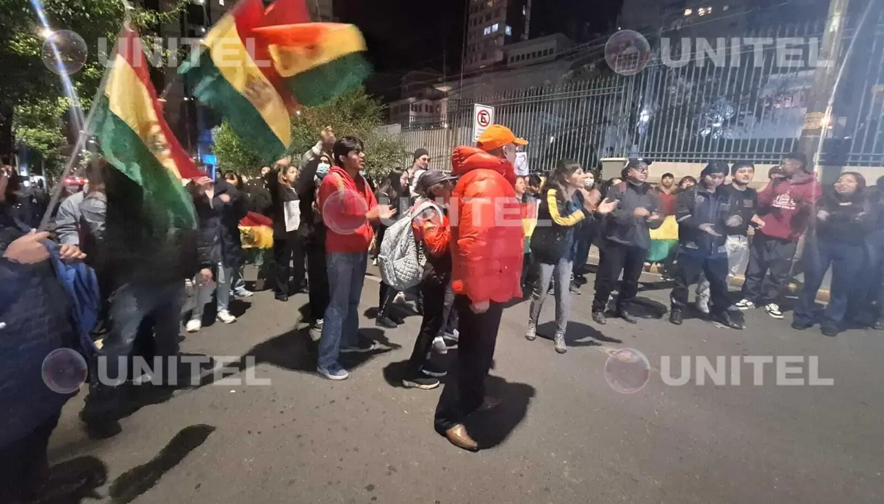Se registran protestas en ciudades del eje central en rechazo a los resultados preliminares del balotaje