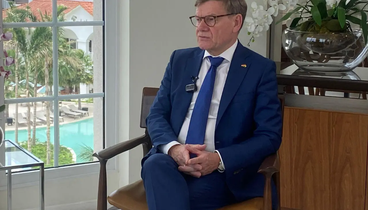 Ministro alemán se reúne con el canciller Aramayo y se espera el encuentro con Paz