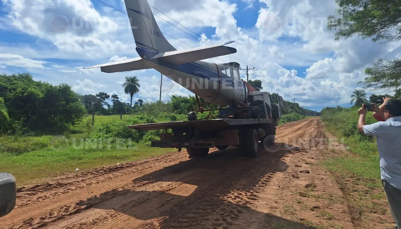 Incautan avioneta sin asientos hallada en Cotoca y se investiga presuntos vínculos con el narcotráfico