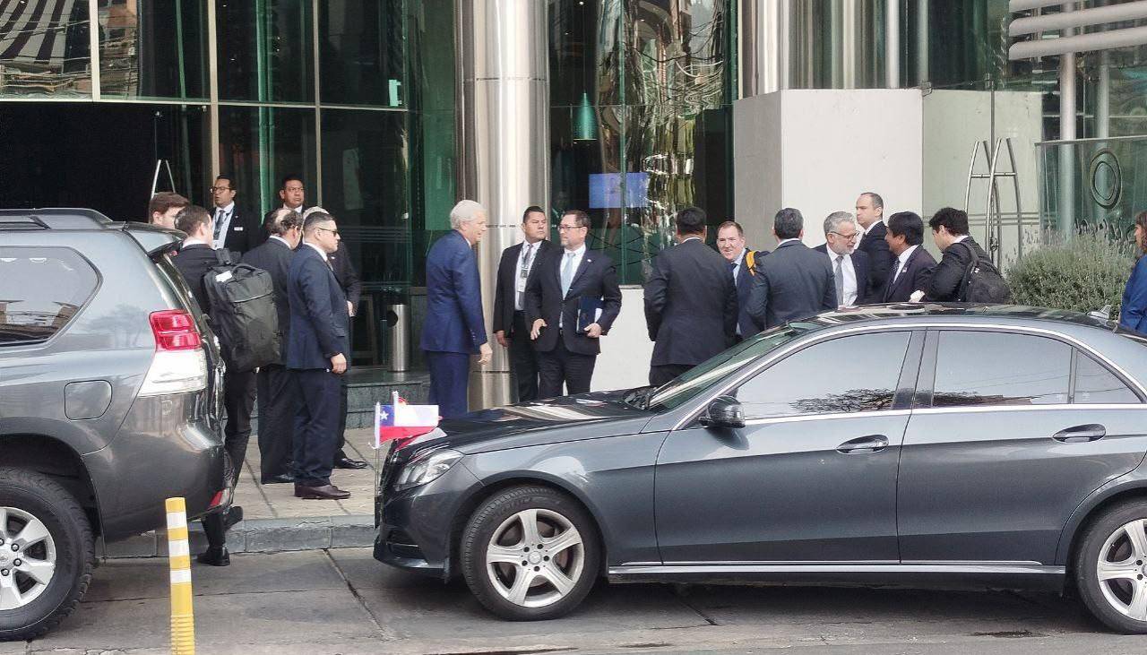 A las 10:00, Paz tendrá una reunión privada con Kast en Palacio de Gobierno