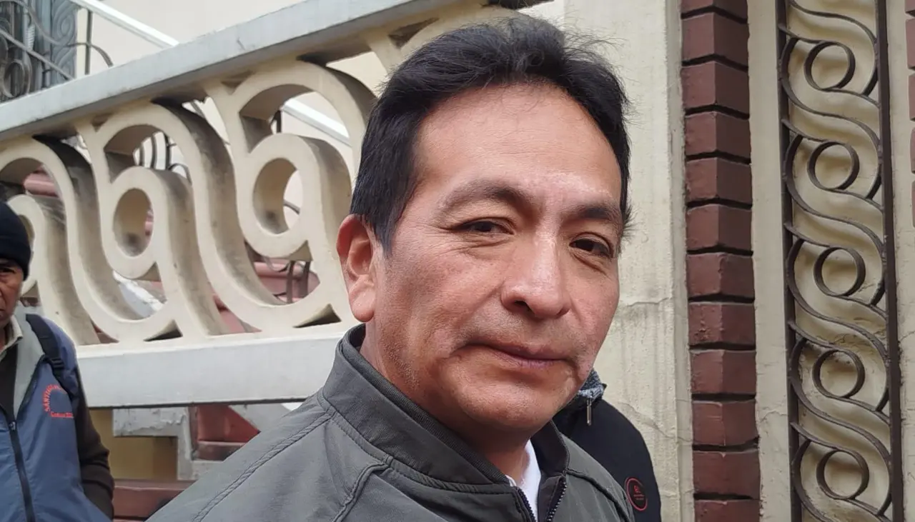 Óscar Chirinos presenta su candidatura a la Alcaldía de El Alto y Clemente Gutiérrez irá a la Gobernación paceña