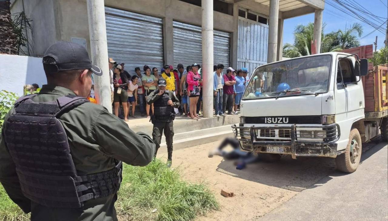 A plena luz del día, intentaron subir a un hombre a un vehículo, pero se resistió y lo mataron con un tiro en la frente 