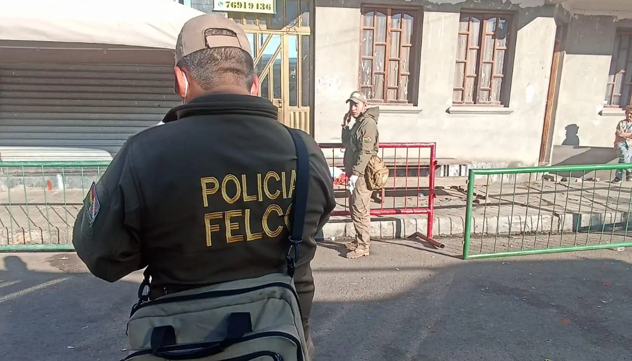 Confunden a militar con un delincuente y es linchado por una turba, hay dos aprehendidos