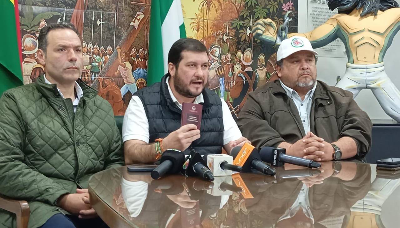 “Es responsabilidad de ustedes lo que pueda pasar”: Cívicos ratifican ultimátum al Gobierno y a la Policía para desbloquear Santa Cruz