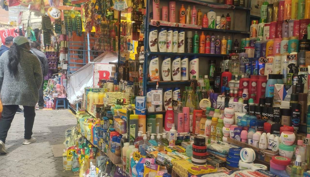 La Paz: Reportan baja en precios de artículos de limpieza, pero compradores dicen que el dinero “no alcanza”