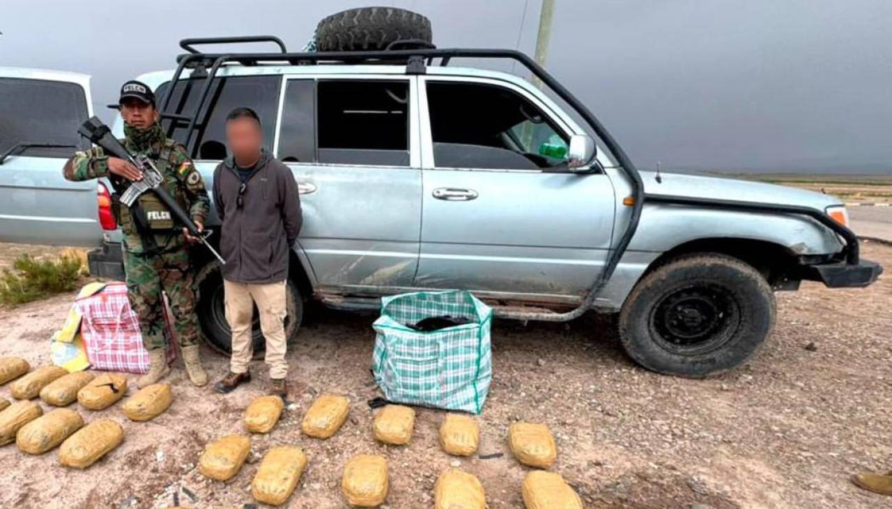 Aprehenden a un hombre que viajaba con 25 paquetes de marihuana, en Potosí 