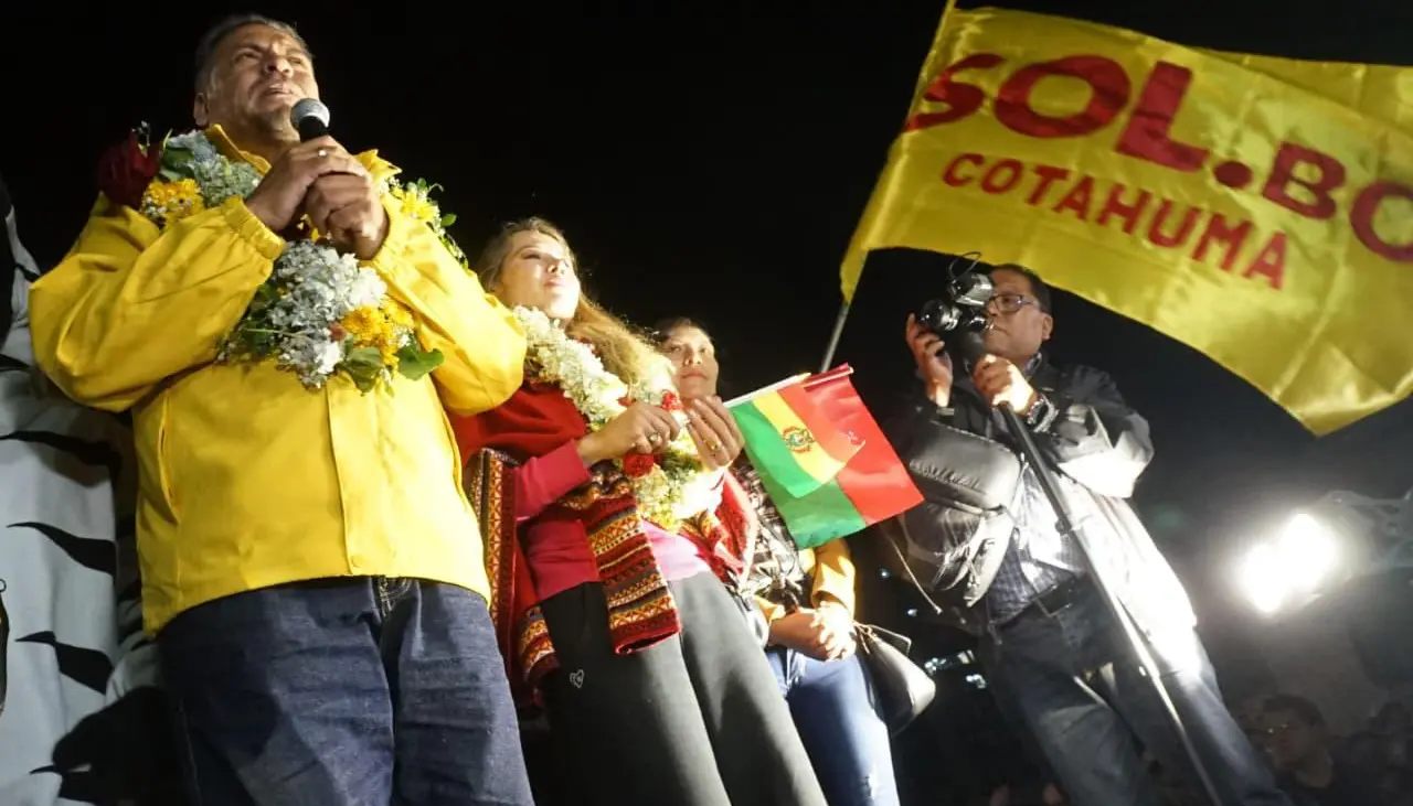 Sol.bo participará de las elecciones subnacionales, adelanta Revilla, que no descarta su candidatura