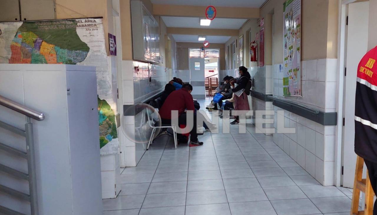 Vacunación contra la influenza inicia con baja asistencia en los centros de salud de Cochabamba