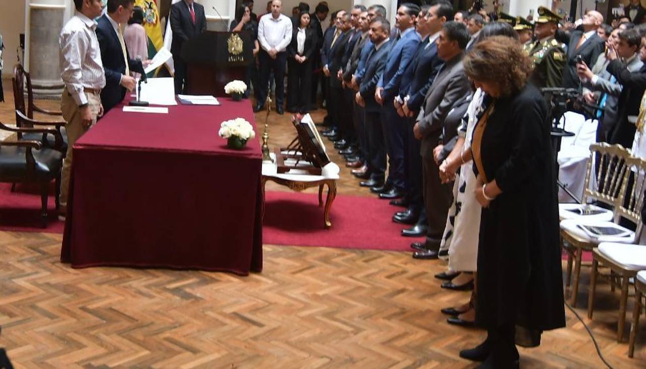 Rodrigo Paz opta por un gabinete técnico para enfrentar la crisis 