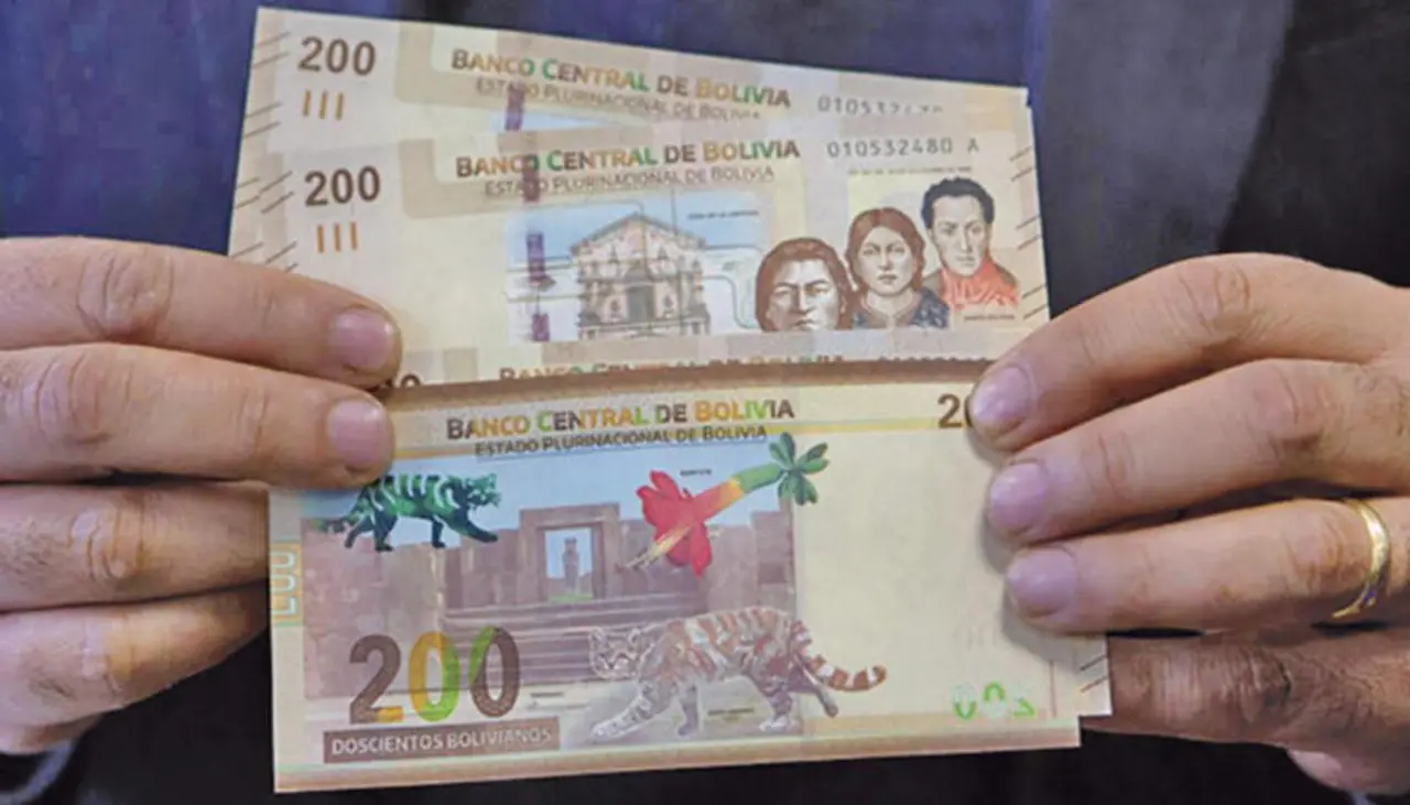 “Con la crisis, esos 200 pesos no alcanzan”: Padres afirman que el Bono Juancito Pinto ya no cubre los gastos escolares