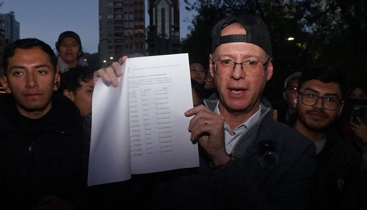 Tras inhabilitación de Dunn, su abogado dice que activarán “mecanismos administrativos” para que sea candidato