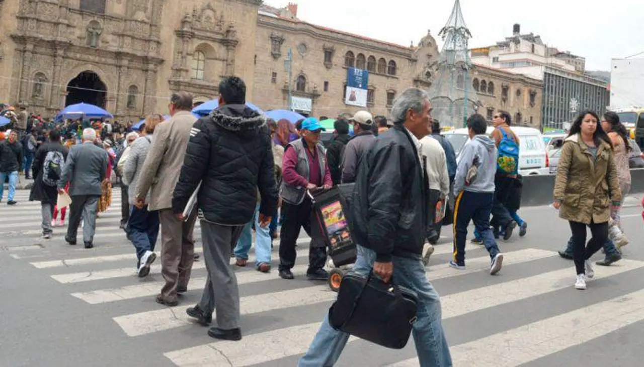 ¿La Paz tiene más solteros o casados? Un estudio refleja un dato revelador