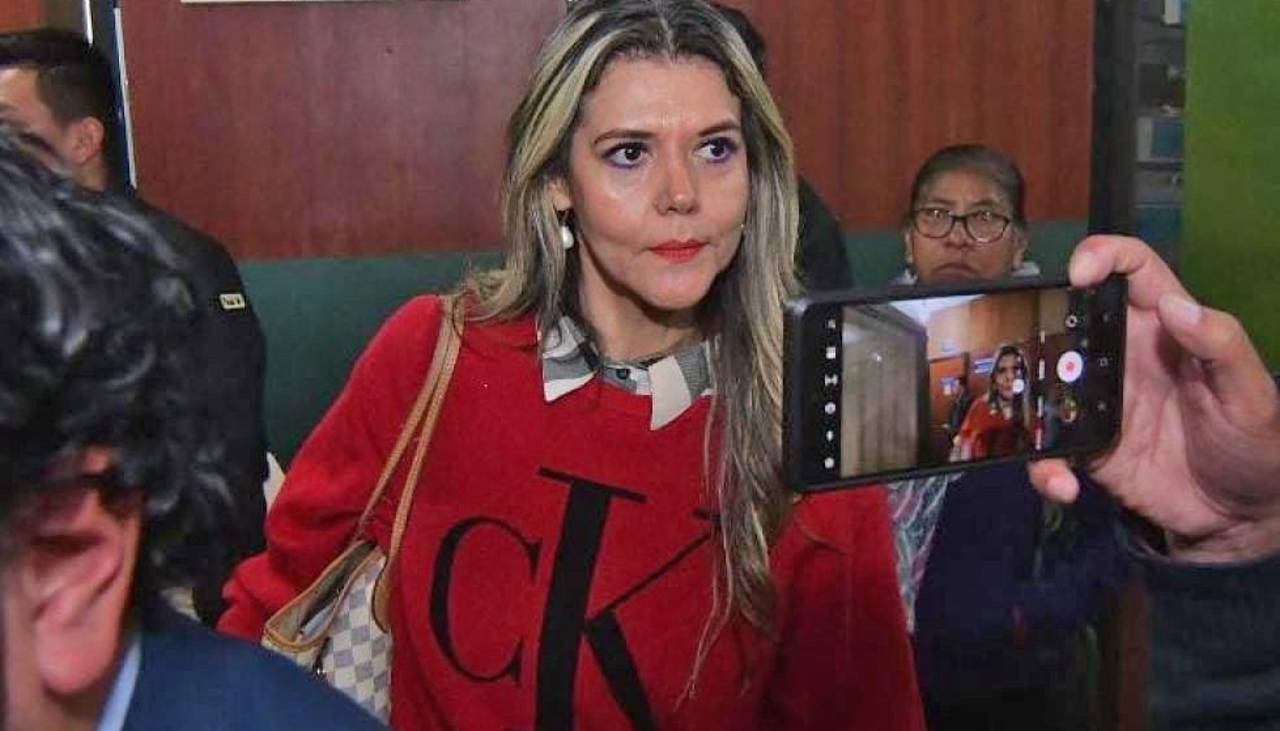 Fiscalía advierte que Gabriela Delgadillo usurpó funciones en YPFB al firmar como vicepresidenta