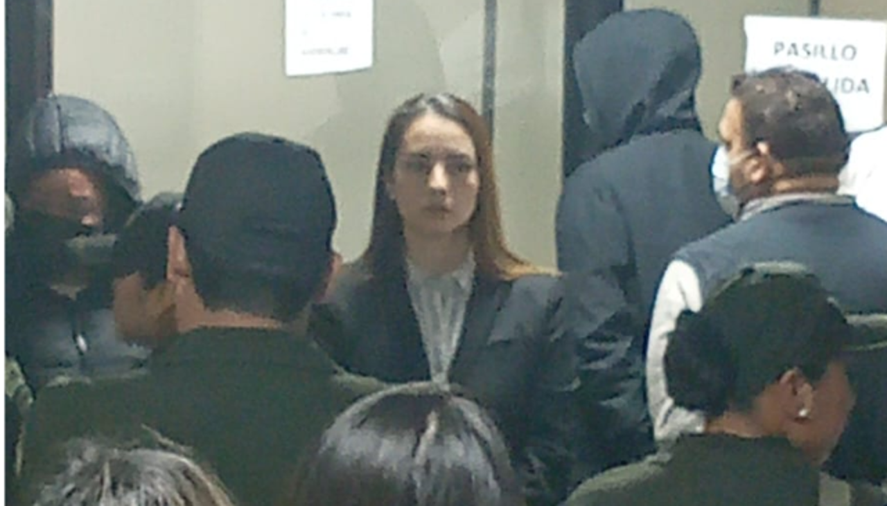 La exdiputada Laura Rojas y otros seis acusados llegan a su audiencia por el caso maletas