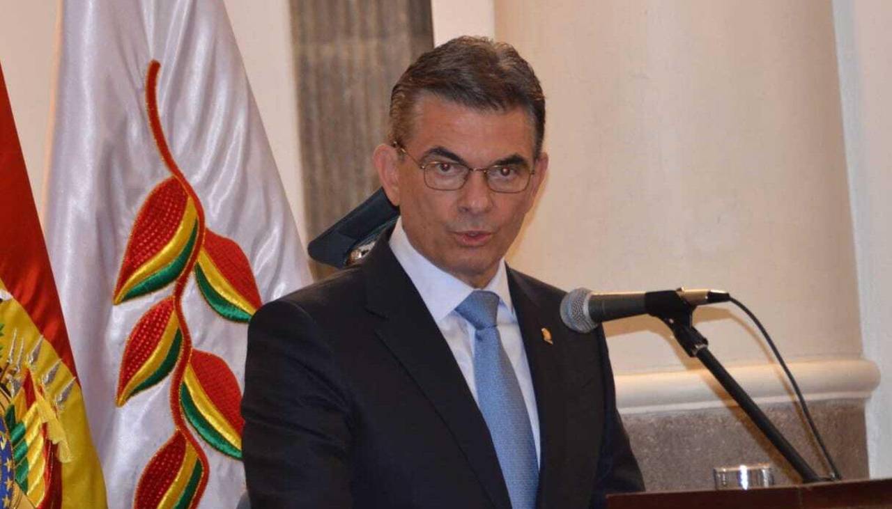 “En los siguientes días tendremos que tomar decisiones”, dice Paz al criticar el “modelo” de subvención de combustible 