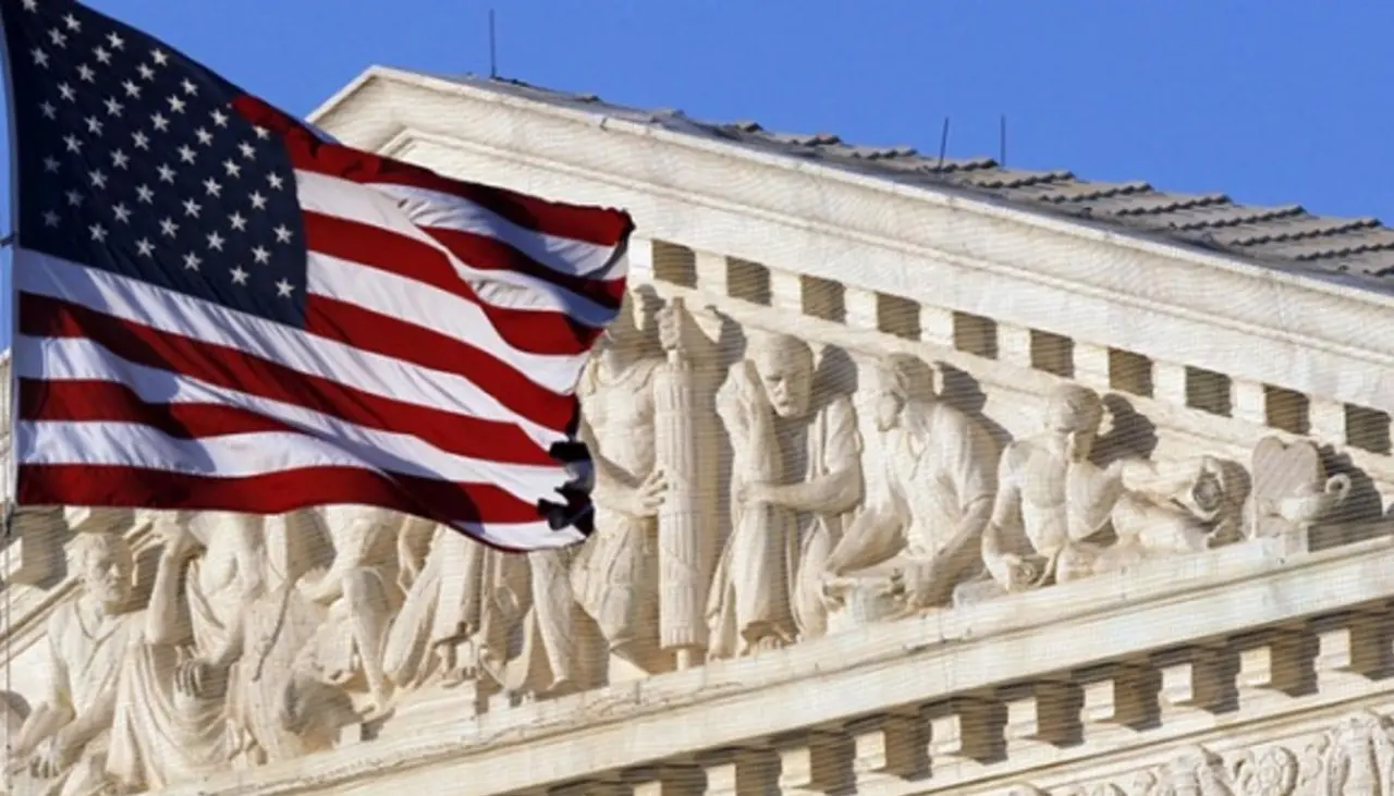 Corte de EEUU frena ley contra violencia de armas aprobada por votantes de California