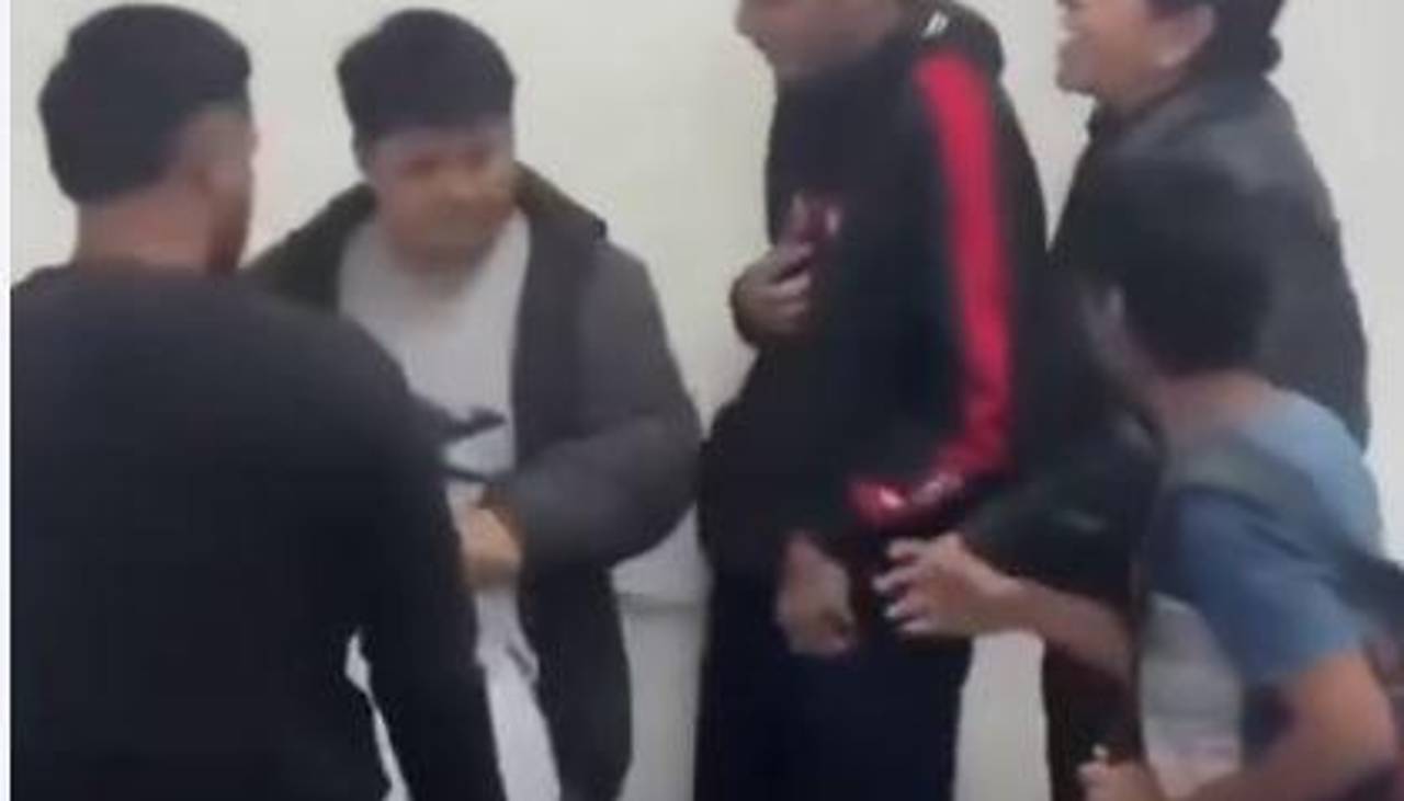 “No se haga faltar el respeto”: Agresión en un aula de la Uagrm provoca llamado a la “reflexión”