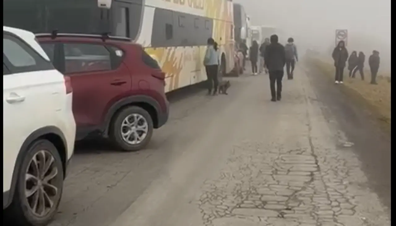 Feriado largo: pasajeros viajan por la noche debido a restricciones de rutas hacia el occidente 