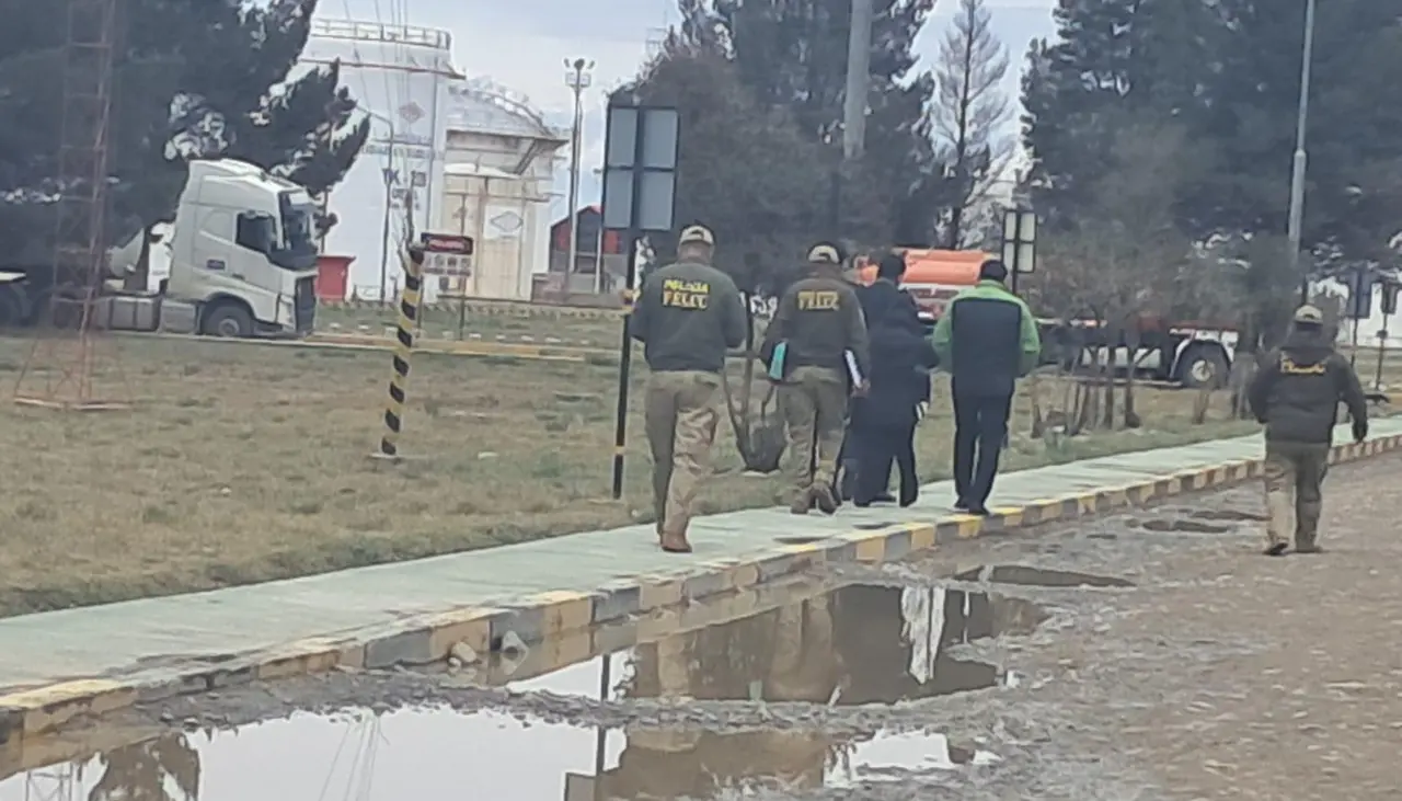 La Fiscalía y la Policía ingresan a instalaciones de YPFB en La Paz, Cochabamba y Santa Cruz 