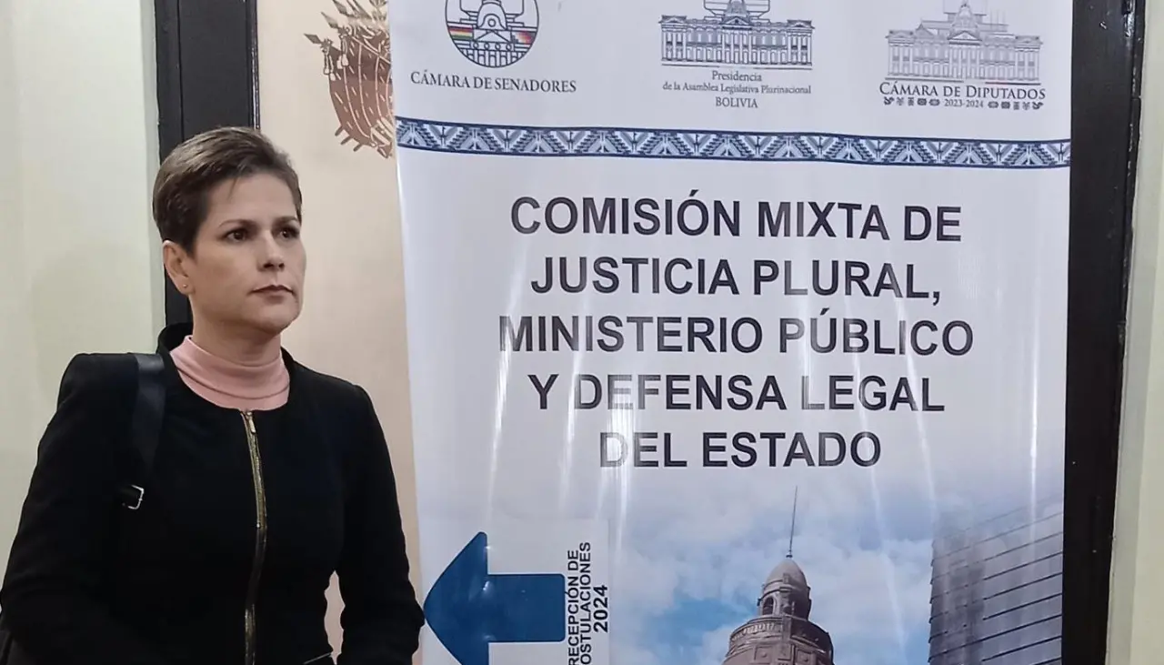 La juez que anuló la orden de aprehensión contra Evo no asistió a la audiencia de acción de libertad plantea en su nombre
