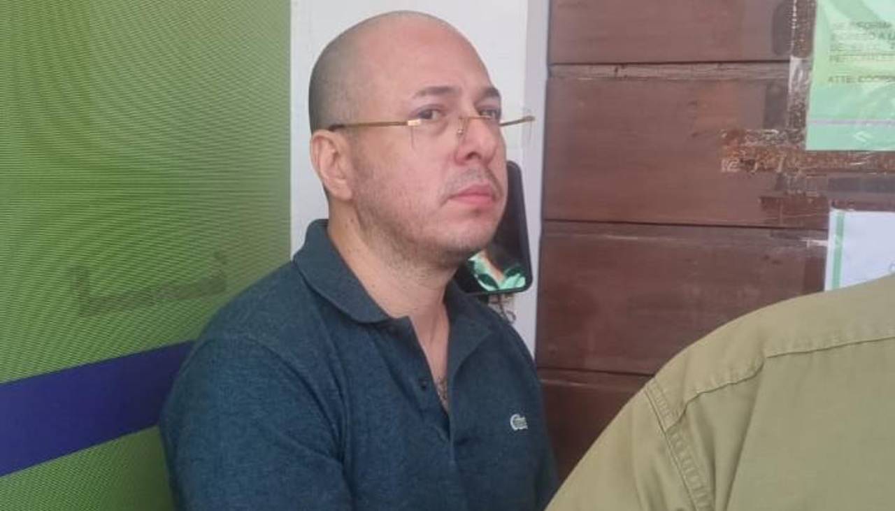 Trasladan al juez Hebert Zeballos al Palacio de Justicia para la audiencia por el hallazgo de droga en un galpón