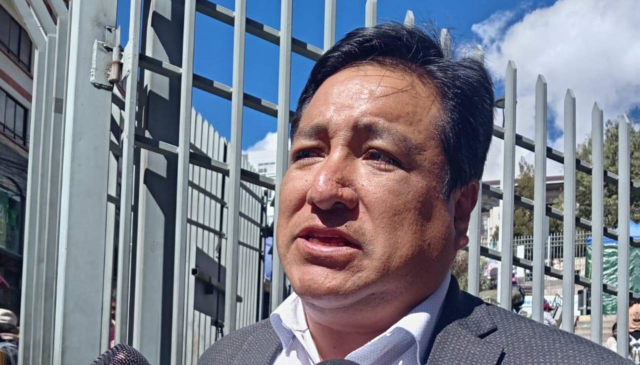 Cámara de Transporte de La Paz cuestiona denuncia del Gobierno sobre la adulteración de combustibles 