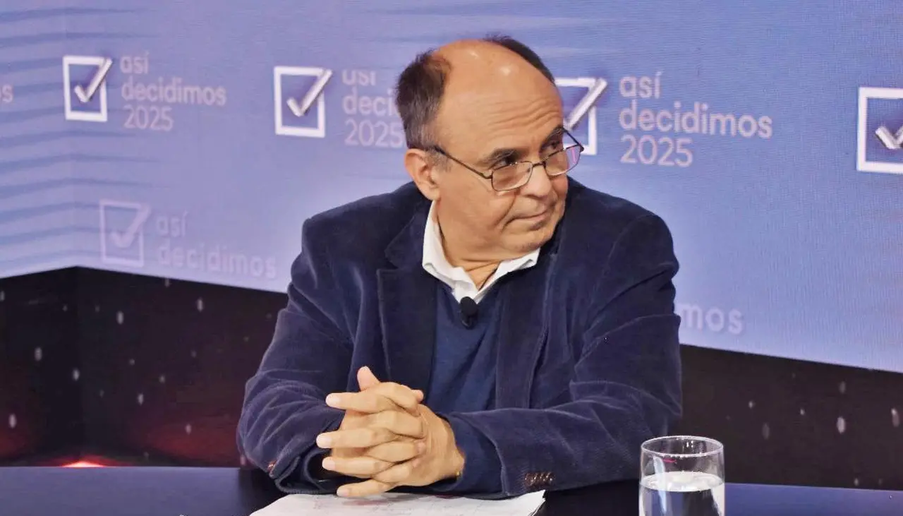 Última encuesta: Andrónico vuelve a caer y exministro dice que es difícil que cambie la tendencia 