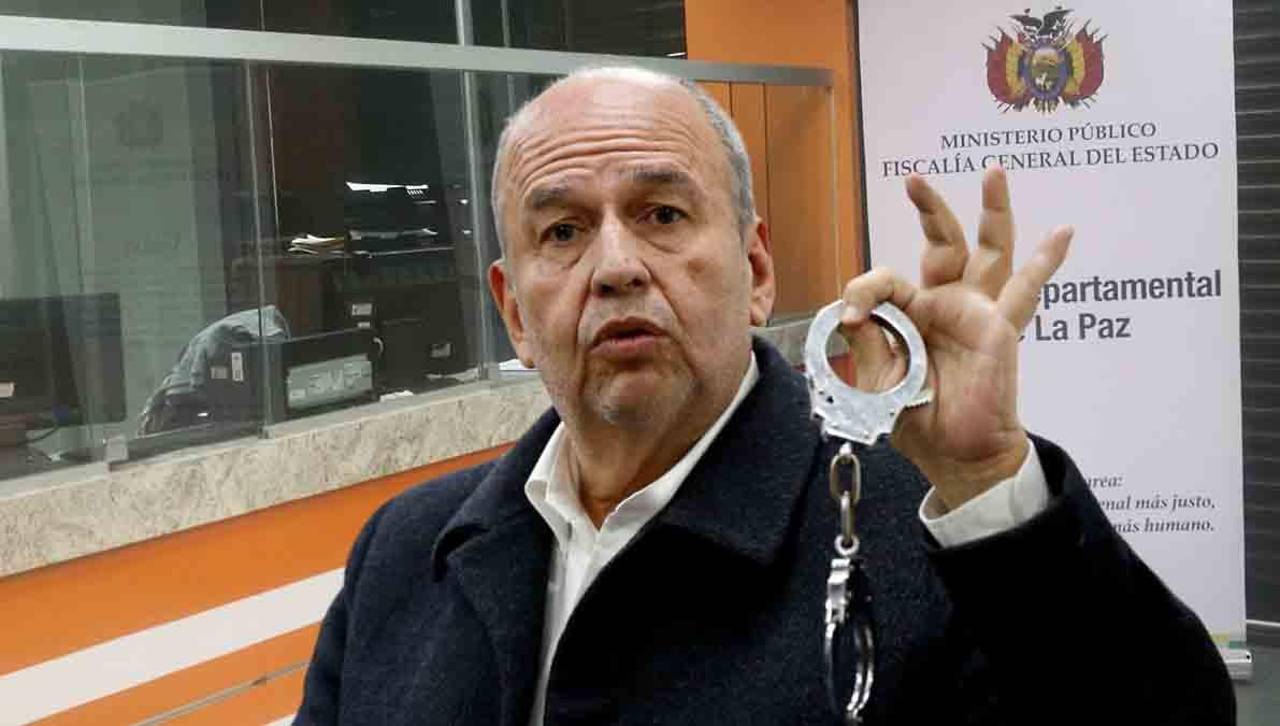 Caso Gases Lacrimógenos: Fiscalía secuestró $us 820 mil y pide la pena máxima para Arturo Murillo