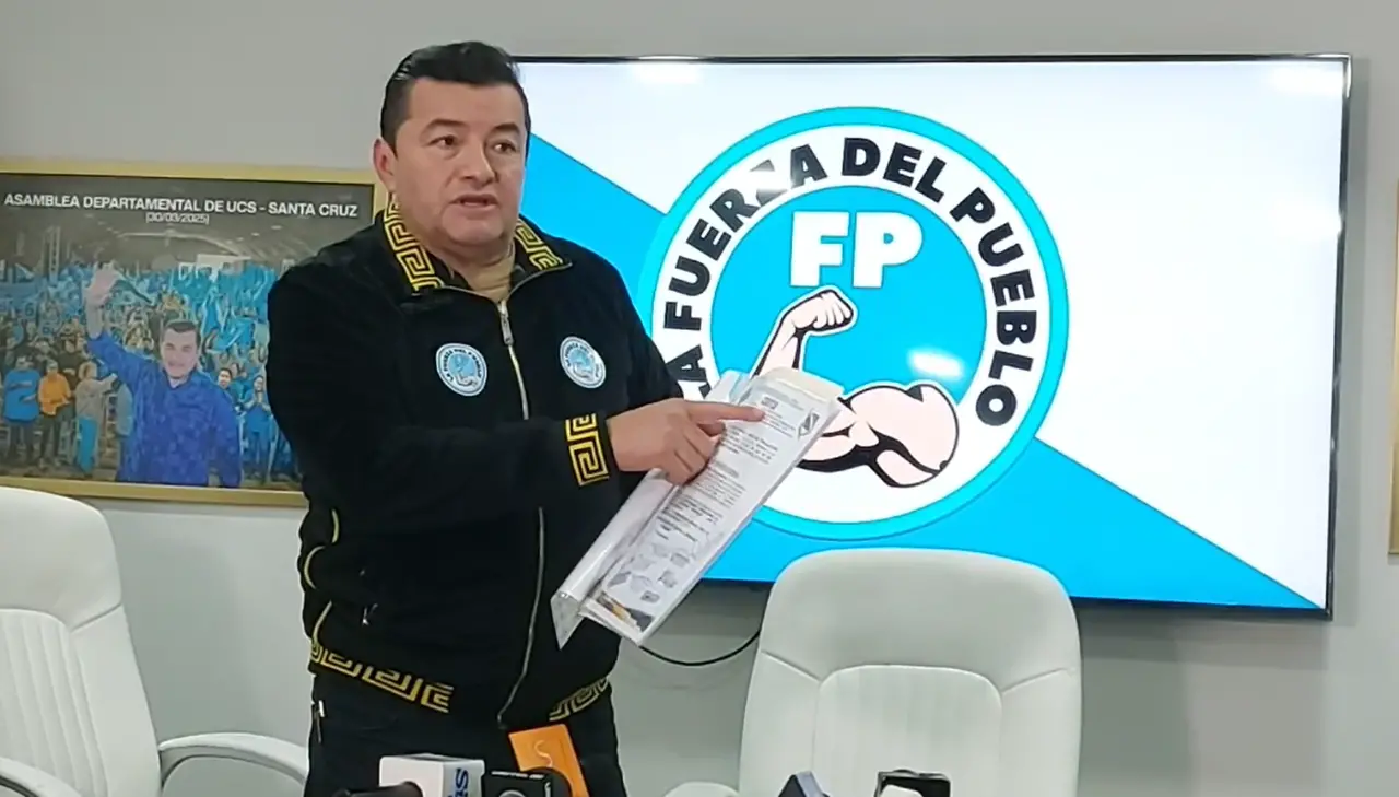 Jhonny anuncia sustitución de candidatos, incluso la de su acompañante de fórmula
