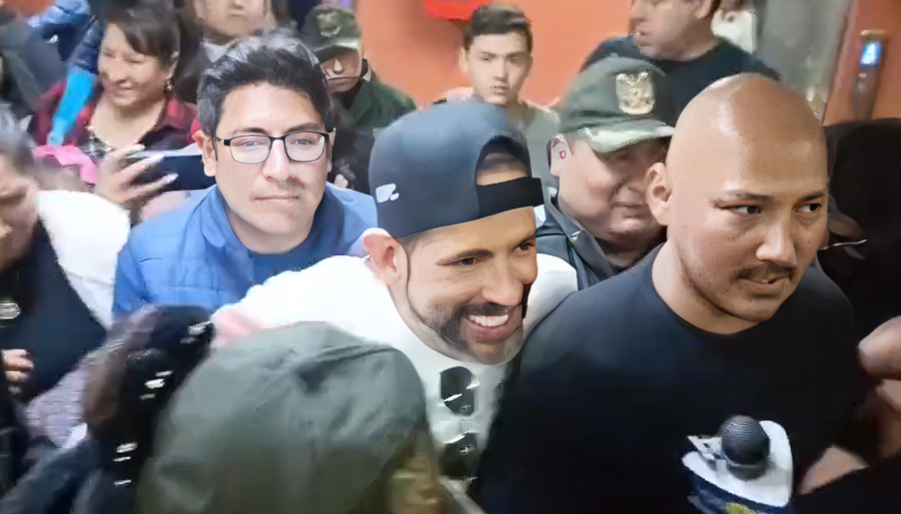 Camacho firmó documentación en el Tribunal de Justicia de La Paz antes de trasladarse a Santa Cruz