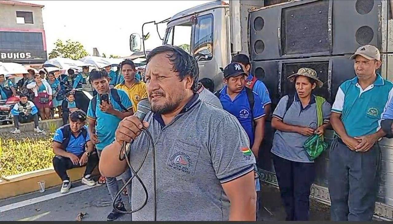 Transporte del trópico de Cochabamba anuncia bloqueo indefinido desde este viernes por la ‘calidad de la gasolina’