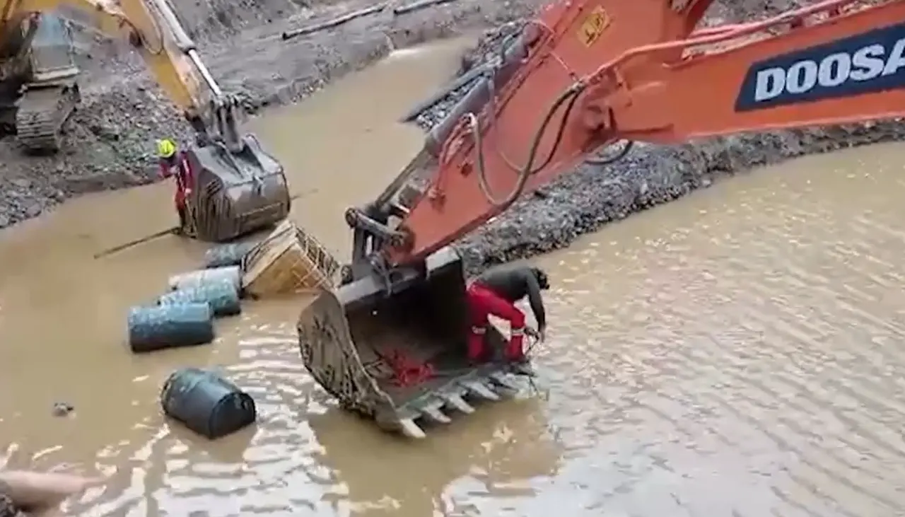 Cochabamba: Hallan sin vida a uno de los dos mineros que cayeron en una poza