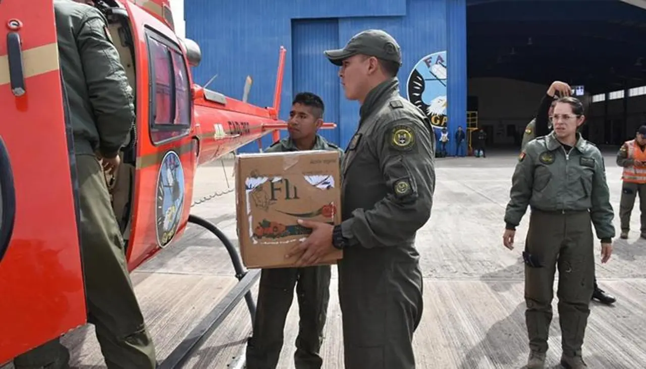 Ante bloqueos, ministra dice que se traslada sangre, medicamentos e insumos en helicópteros