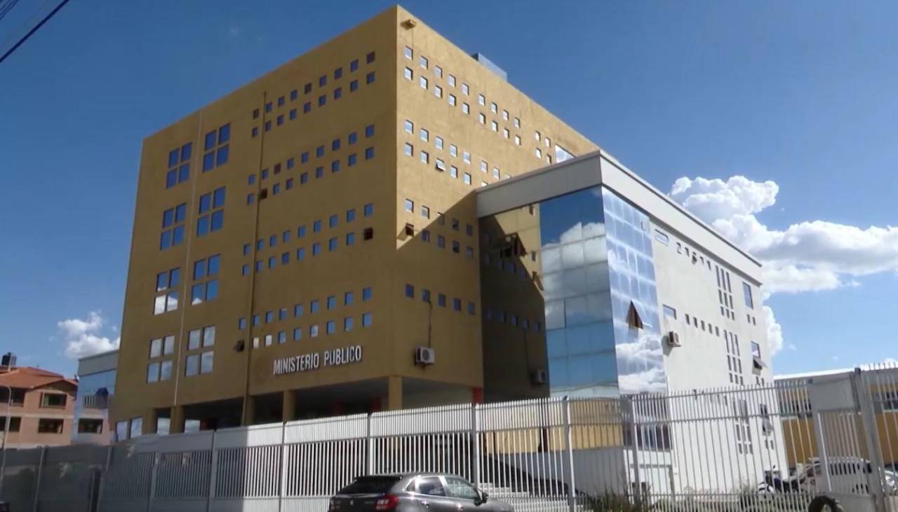 Hombre hallado sobre una avenida murió por hemorragia producto de múltiples lesiones causadas por un atropello