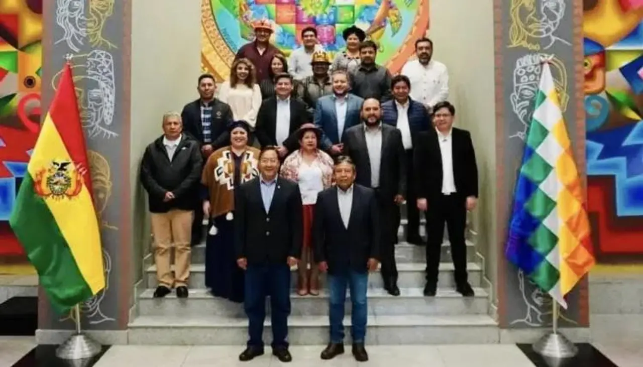 Renuncia de gabinete ministerial se hará efectiva el último día de la gestión de Arce