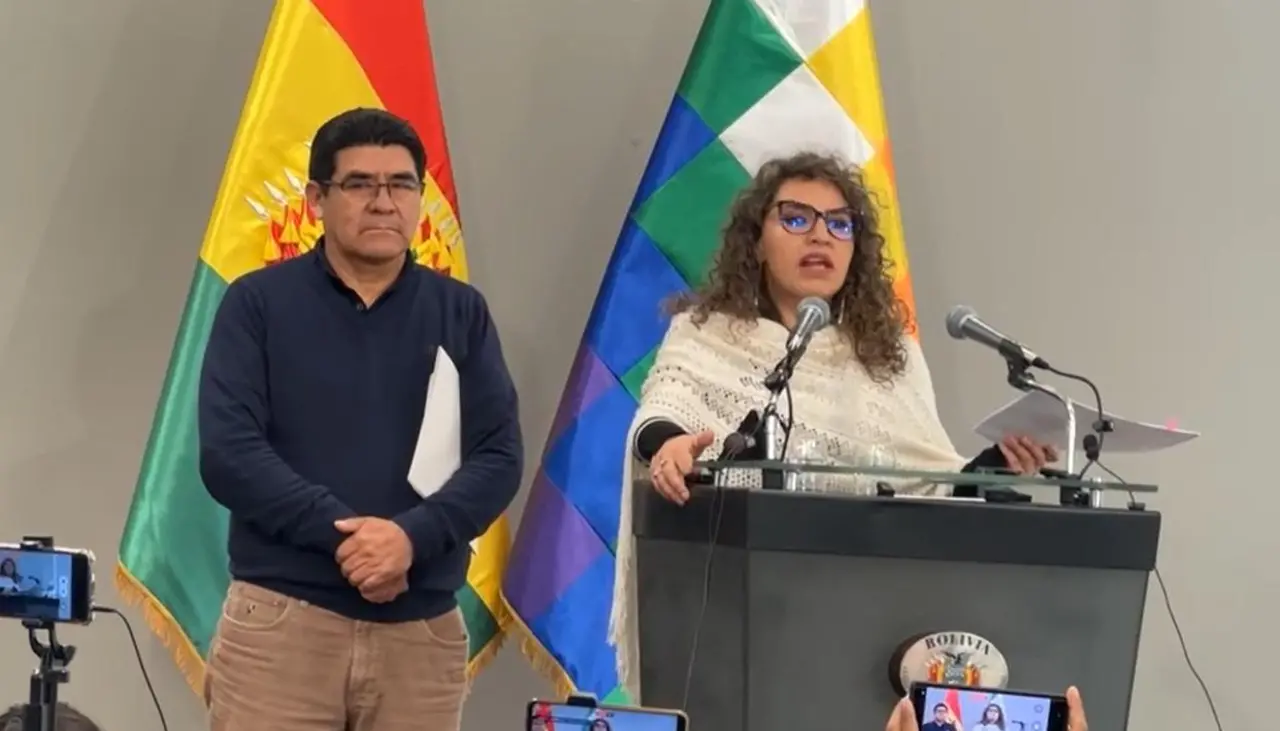 Retiran el requisito del carnet de vacunación contra el sarampión para el cobro del Juancito Pinto