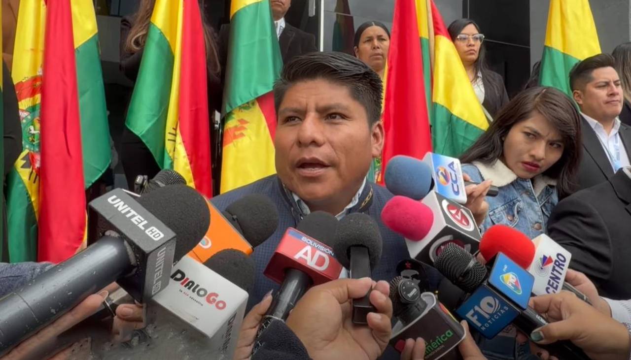 “Económicamente, nos asfixian casi al 100%”, dice Loza sobre el decreto que fija nuevo precio del diésel