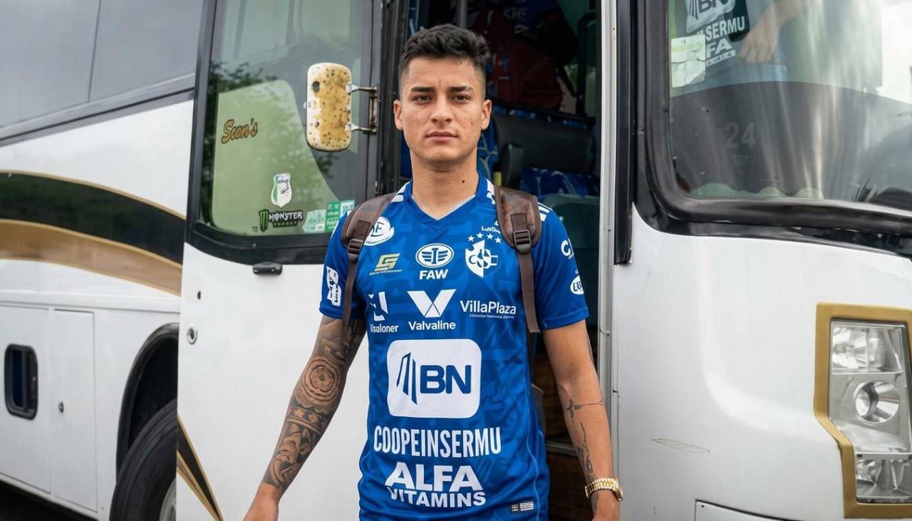 Detienen a futbolista de la selección de Costa Rica por presunta extorsión