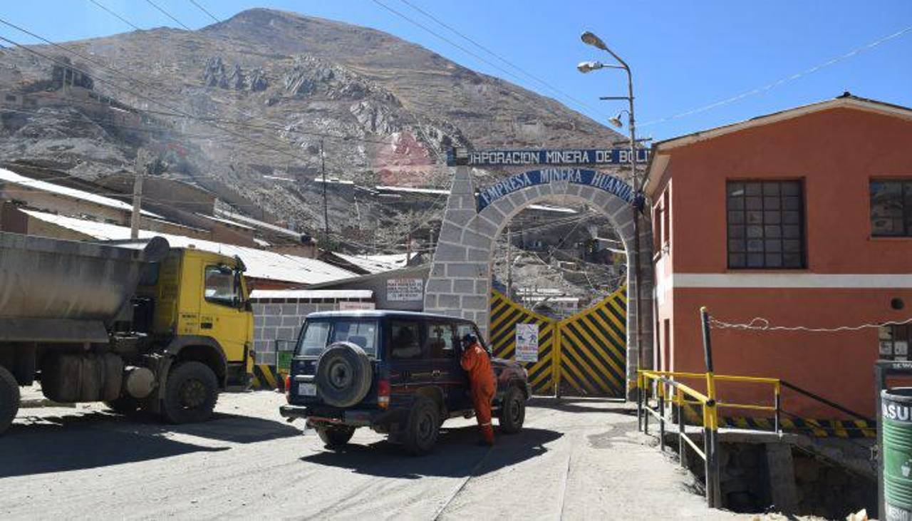Muerte en Huanuni: Víctimas retornaban de enfrentamiento con jukus antes de caer en una bocamina, dice un jefe militar