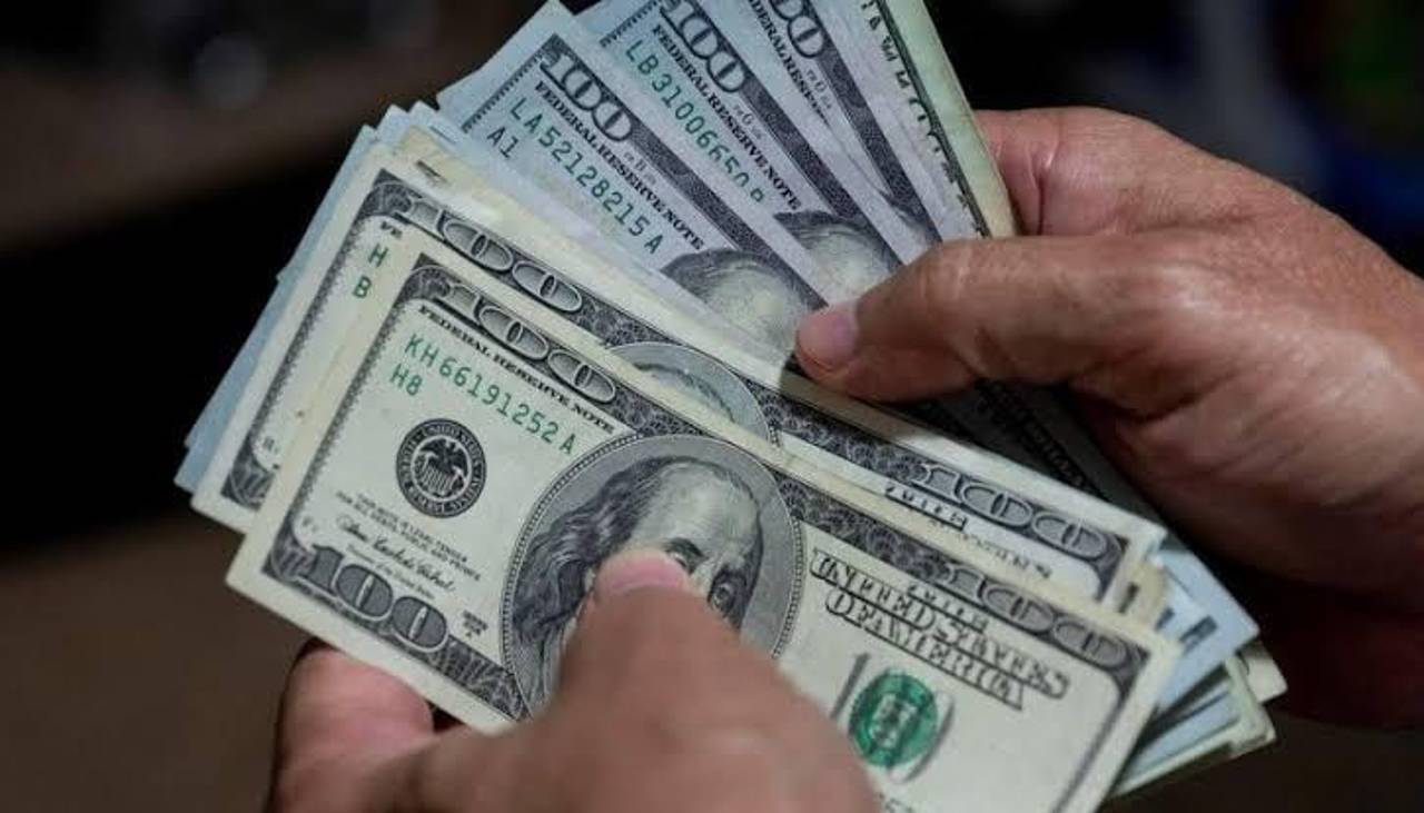 Vuelve a subir el dólar: ¿A cuánto se cotizará este fin de semana y lunes?
