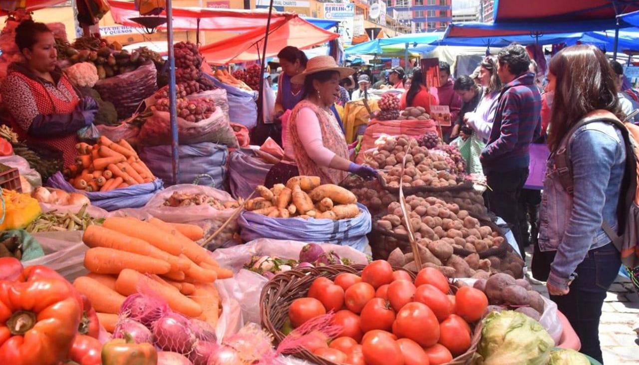 Bloqueos disparan la inflación en La Paz, que alcanza 5,41% en mayo y lidera el alza de precios en Bolivia