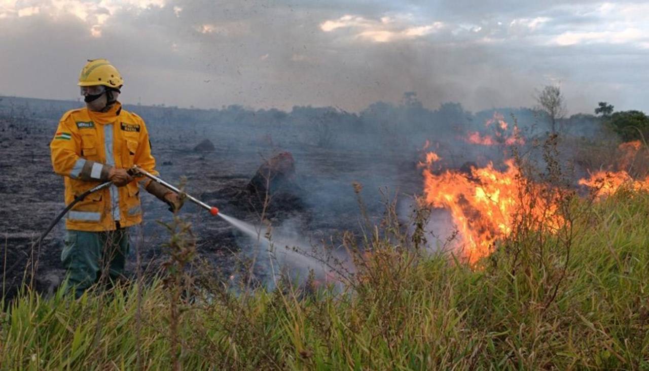 Lluvia no llegó a todas las zonas afectadas por los incendios, lamenta Gobernación cruceña