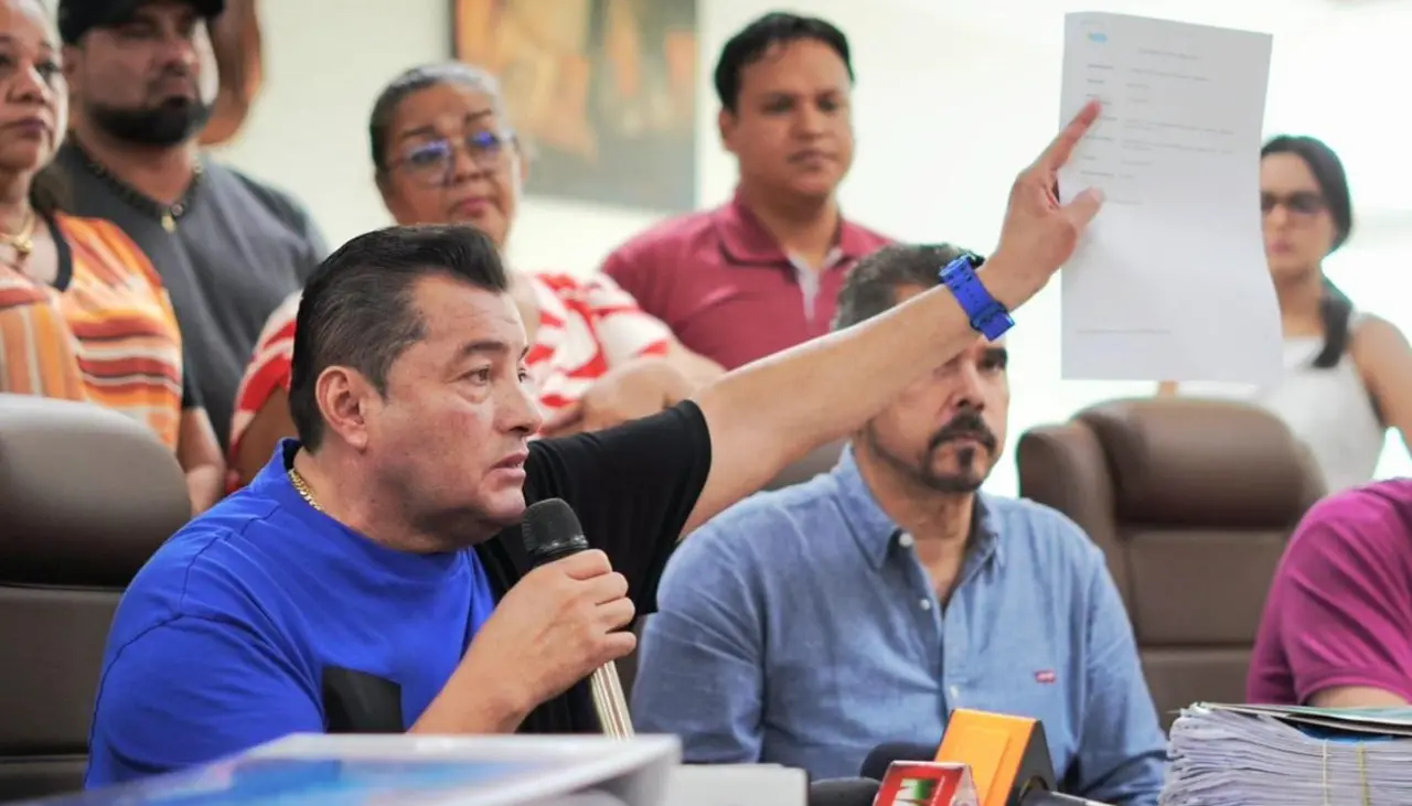 Jhonny aún no definió si será candidato en las subnacionales, pero anuncia alianzas a nivel nacional