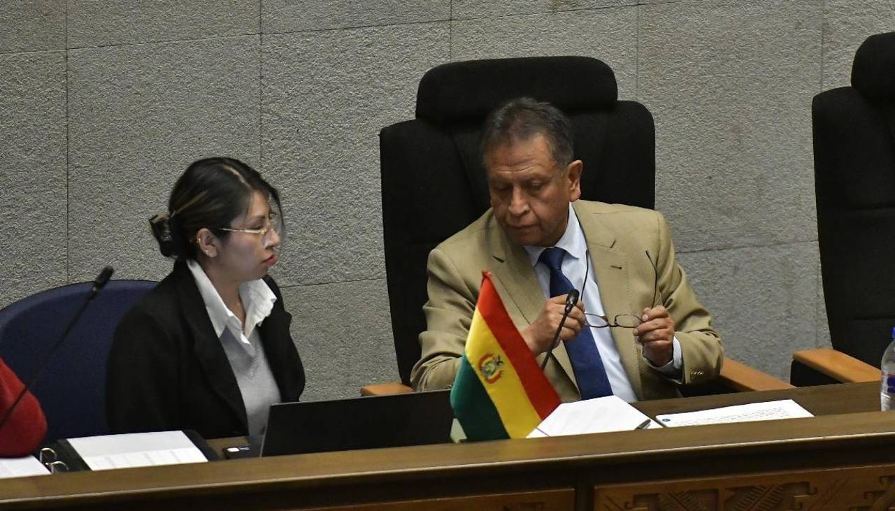 El ministro Oviedo se presenta en la Asamblea para su interpelación por la lucha contra el narcotráfico