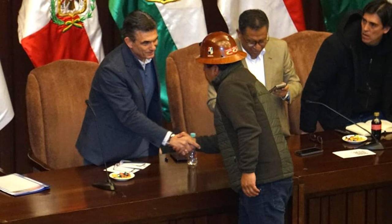 Diálogo en “cuarto intermedio”: Ministro anuncia comisión por el pedido de la COB de liberar detenidos