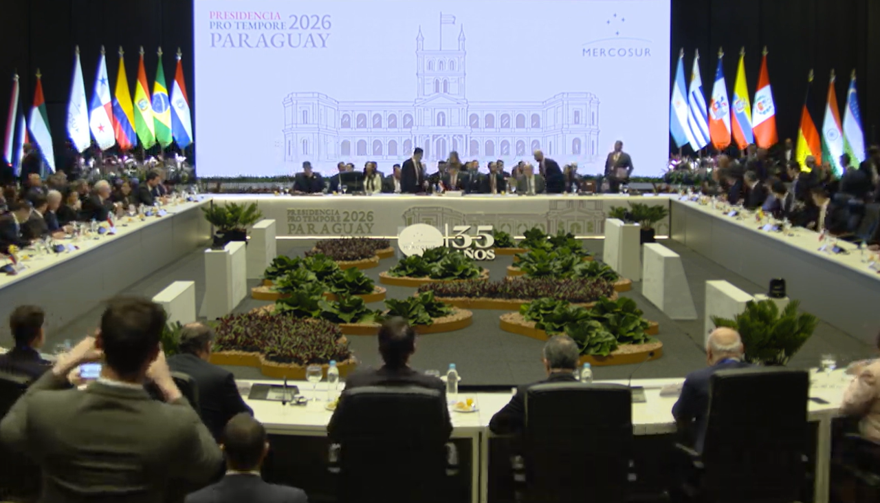 Paz participa de la cumbre del Mercosur para sellar acuerdos y sostener reuniones bilaterales 